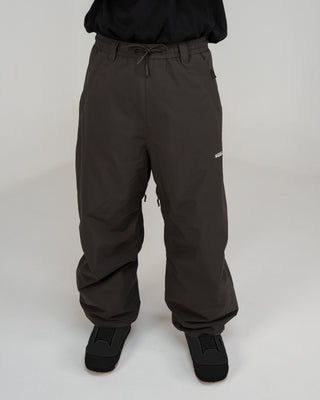 BUSI Biggie Pant Brown snowboard and ski pants, front view on model