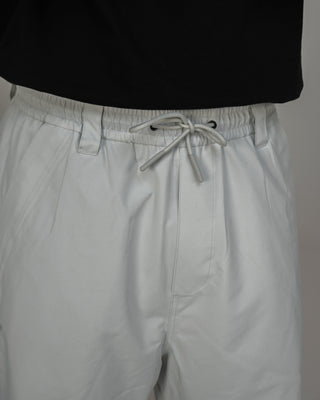 BUSI Biggie Pant Light Grey snowboard and ski pants, waistband and drawstring detail