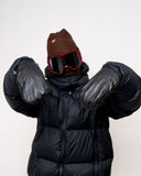 BUSI Skeleton Gloves Black snowboard and ski gloves, on model